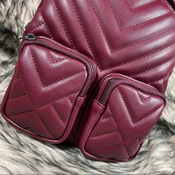 KEELY Chevron Quilted Mini Backpack Wine - Picture 5 of 12